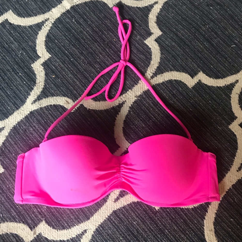 Victoria’s Secret bikini top